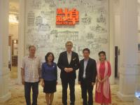 斯洛文尼亚前总统莅汕参观汕头开埠文化陈列馆
