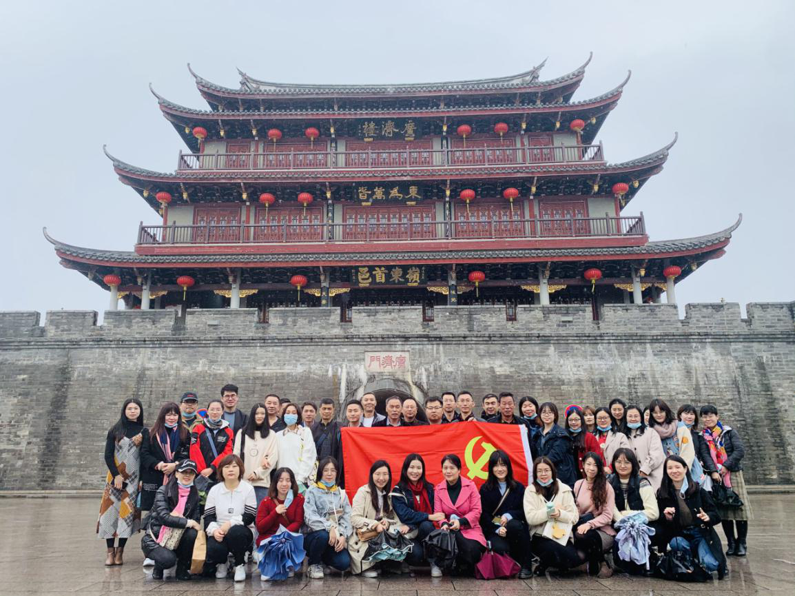 金平区文化广电旅游体育局举办“ 追寻习近平总书记考察足迹，学习调研潮州历史文化街区保育活化及文旅融合工作经验”活动